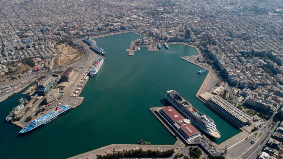 ΟΛΠ: Αύξηση εσόδων, μείωση κερδών το 2025